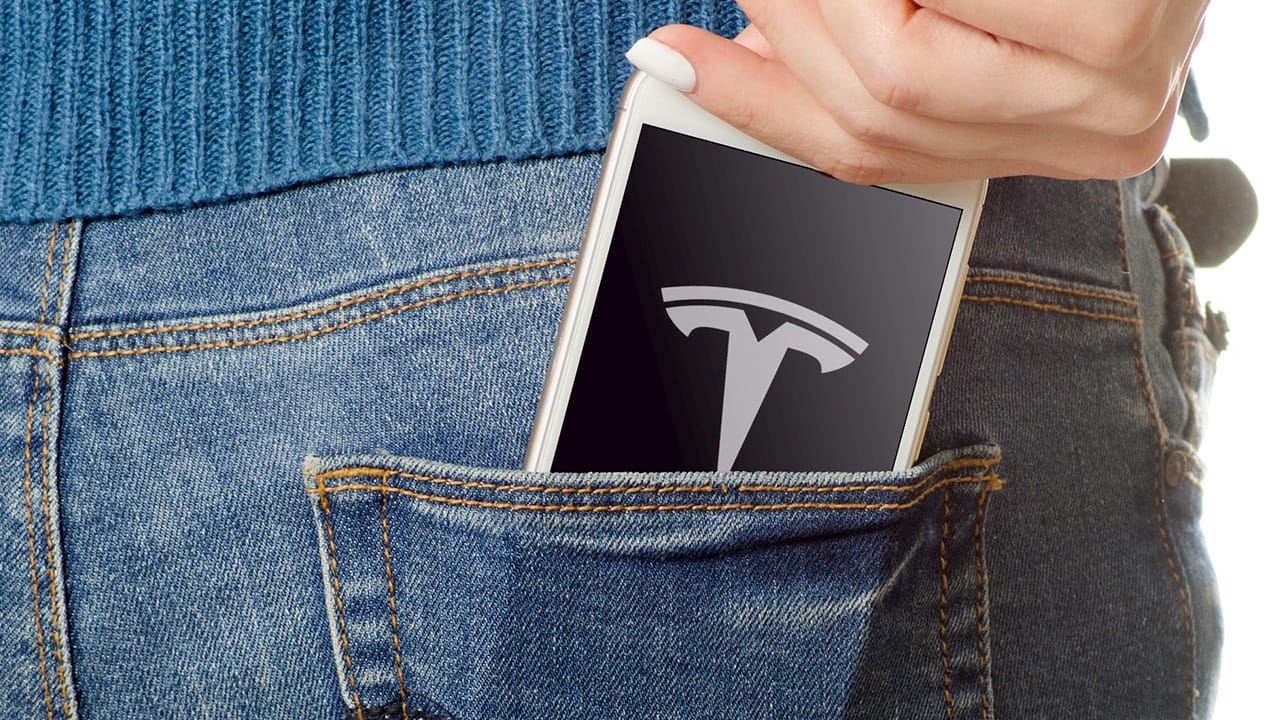 Accidental Tesla upgrade & customer service struggles