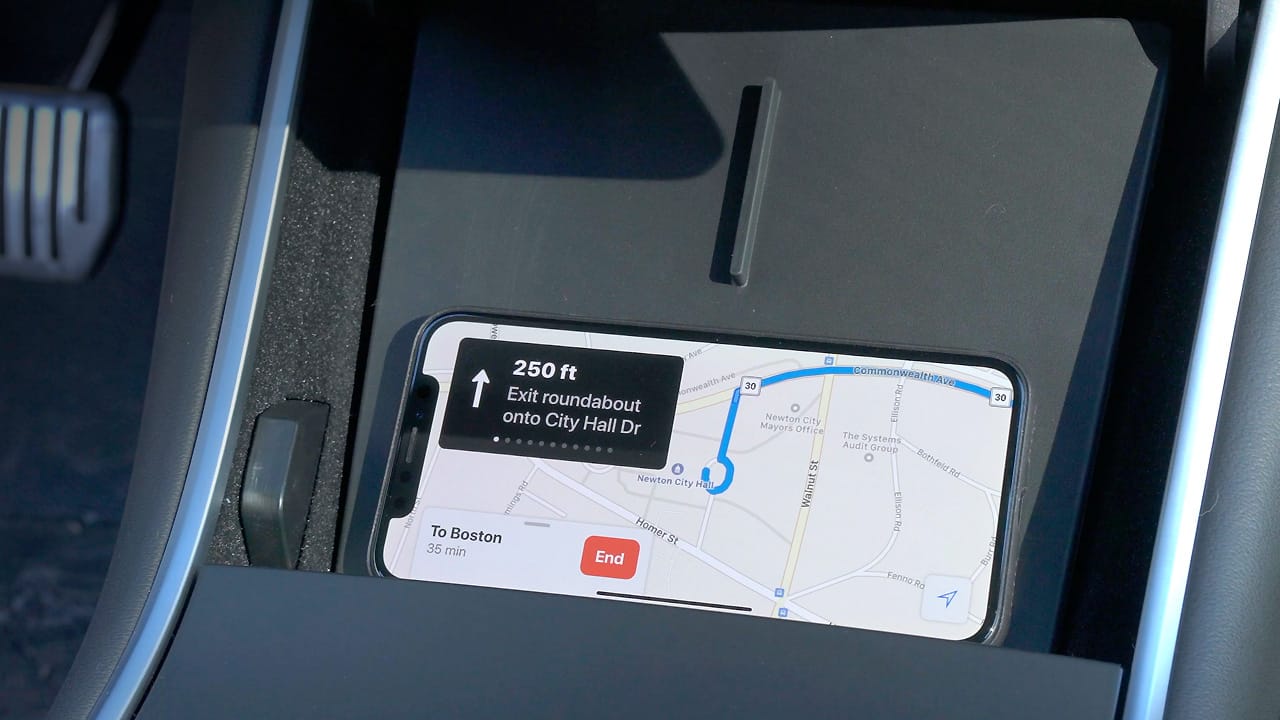 Best Wireless Phone Charger For Tesla Model 3