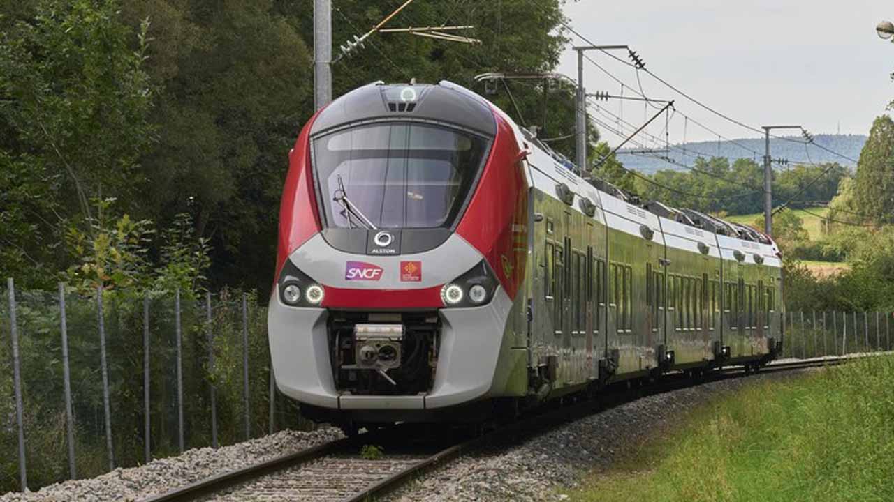 Renewable Energy Trains